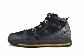 Lightweight Construction Nike LeBron 3 "Black/Gold"