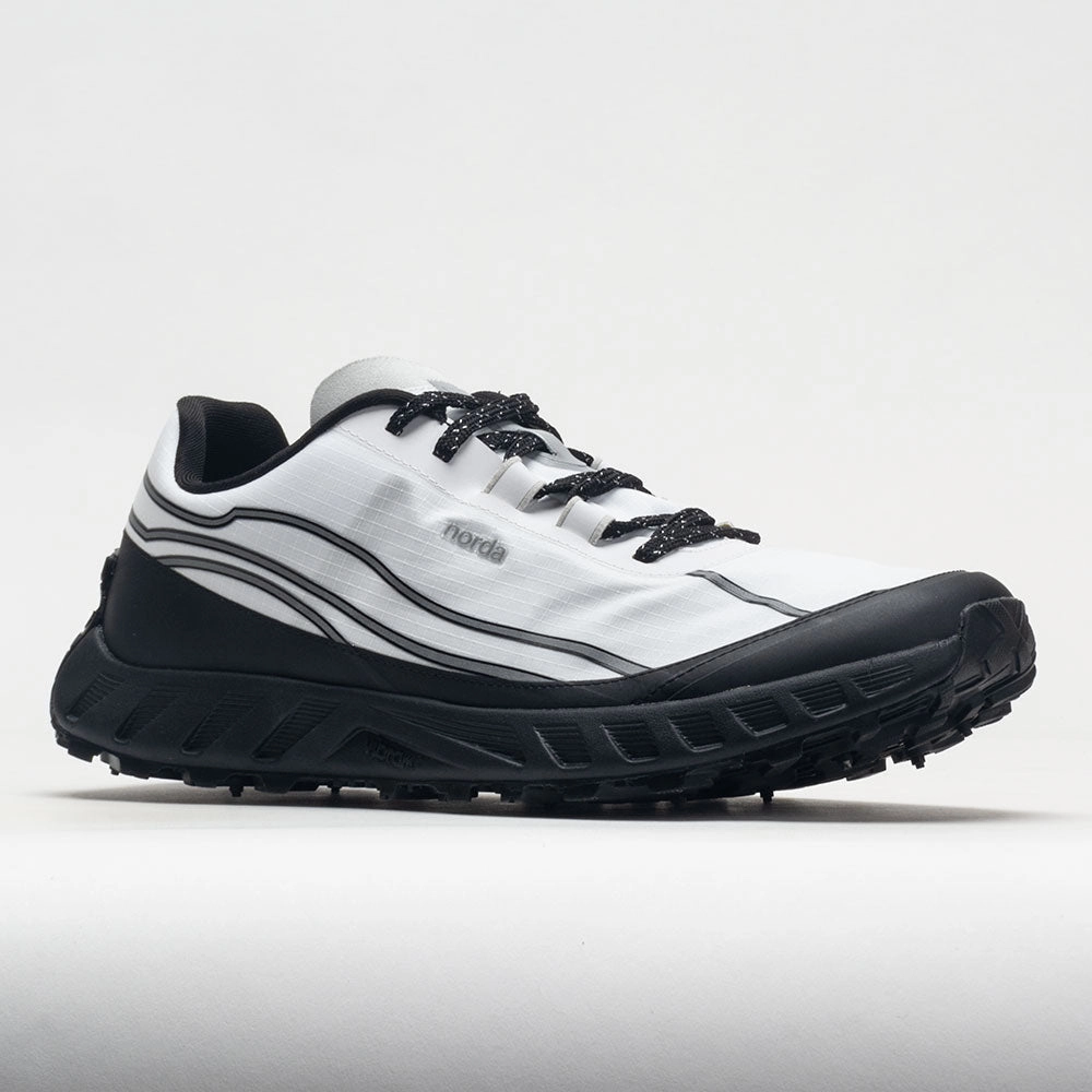 multi - surface adaptable norda 002 Men's  Alpine White