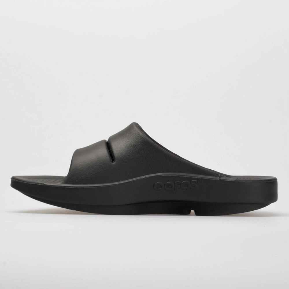OOFOS OOahh Sport Men's  Black/Matte running in suburbs