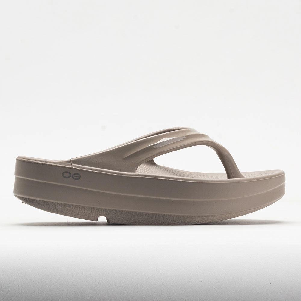 OOFOS OOmega OOlala Women's  Nomad running in a school yard shoes