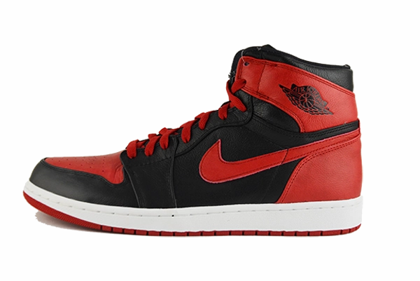 Air Jordan 1 "Banned" Minimalist feel