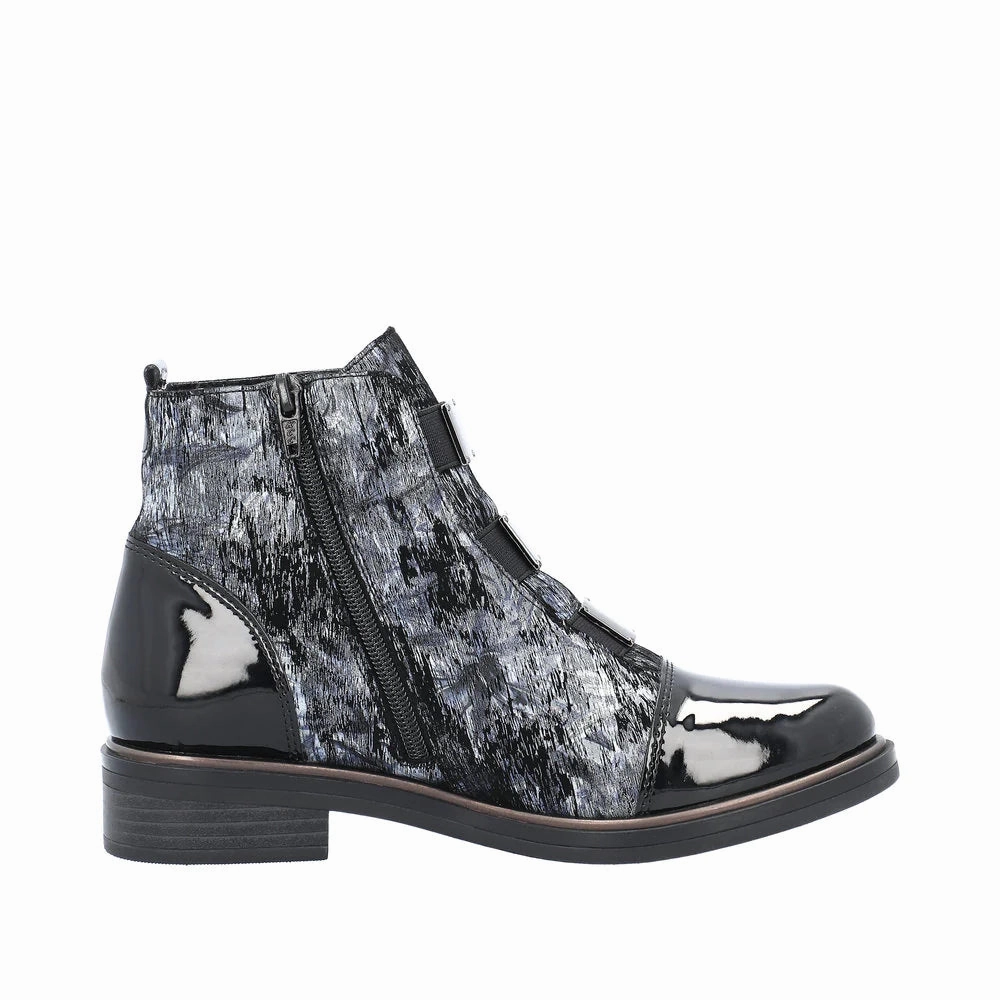 D8383-14 Black Multi Ankle RTex Sport Inspired Temperature Regulating