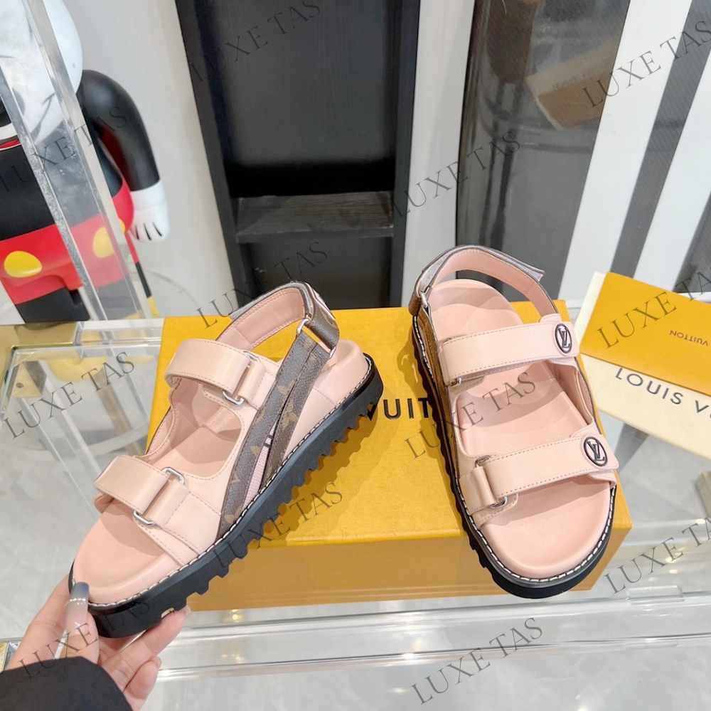 Paseo Flat Comfort Sandal Pink Designer Slides & Sandals for Women Running