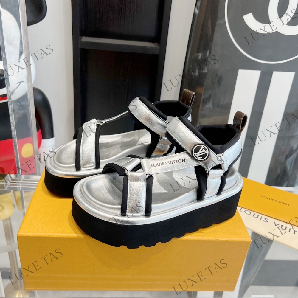 Pool Pillow Flat Comfort Sandal Silver Designer Slides & Sandals for Women Fast Step