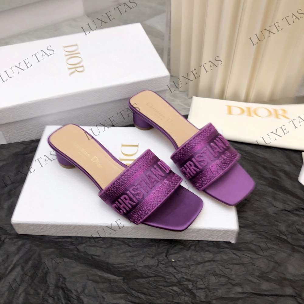 Summer Flat Shoes Light Design Purple Embroidered Dway Heeled Slide Designer Slides & Sandals for Women