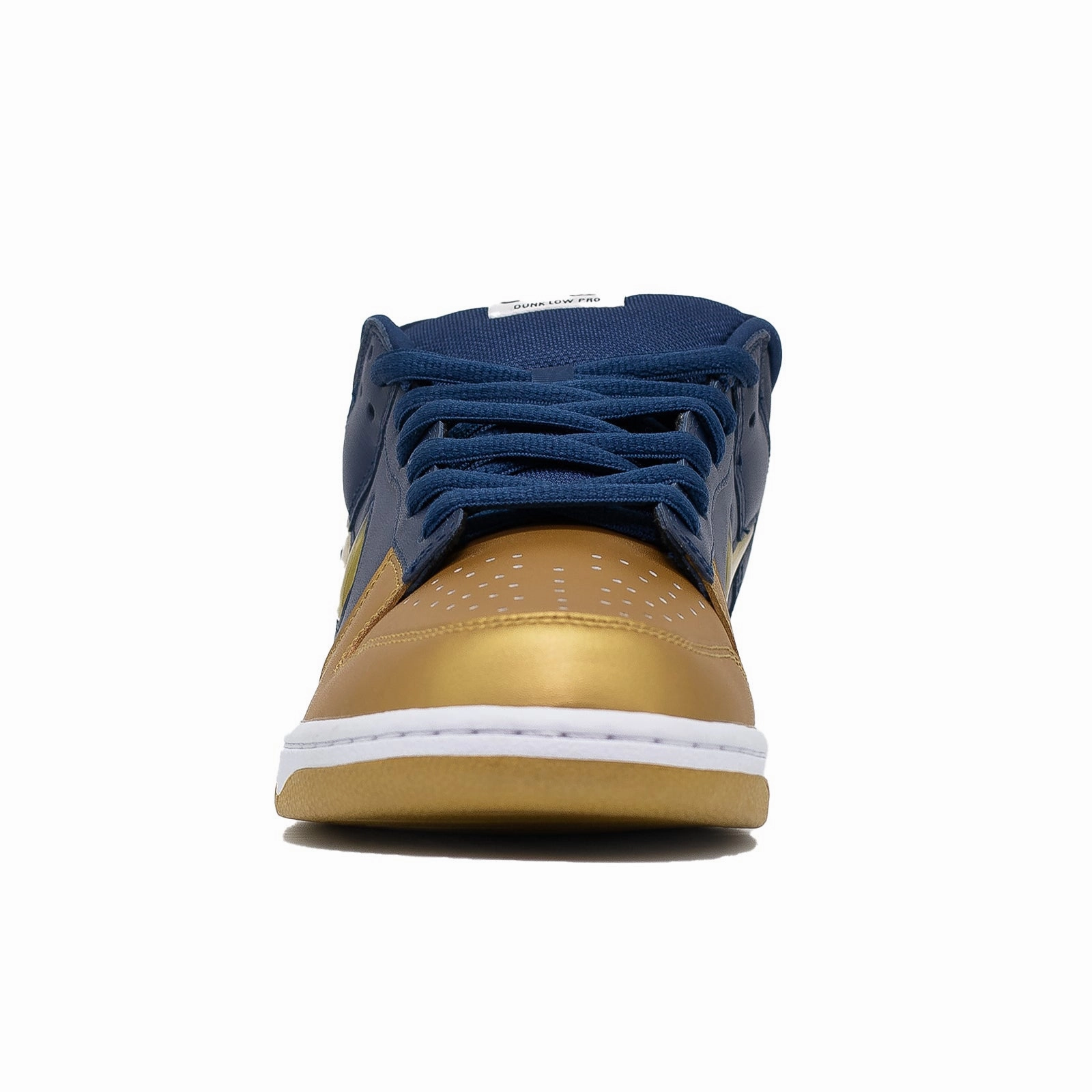 Nike SB Dunk Low, Supreme QS Metallic Gold City Motion