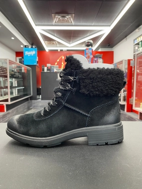 Ugg Harrison Cozy Lace ??Black?? (Women??s) Smooth Grip Zip Quick