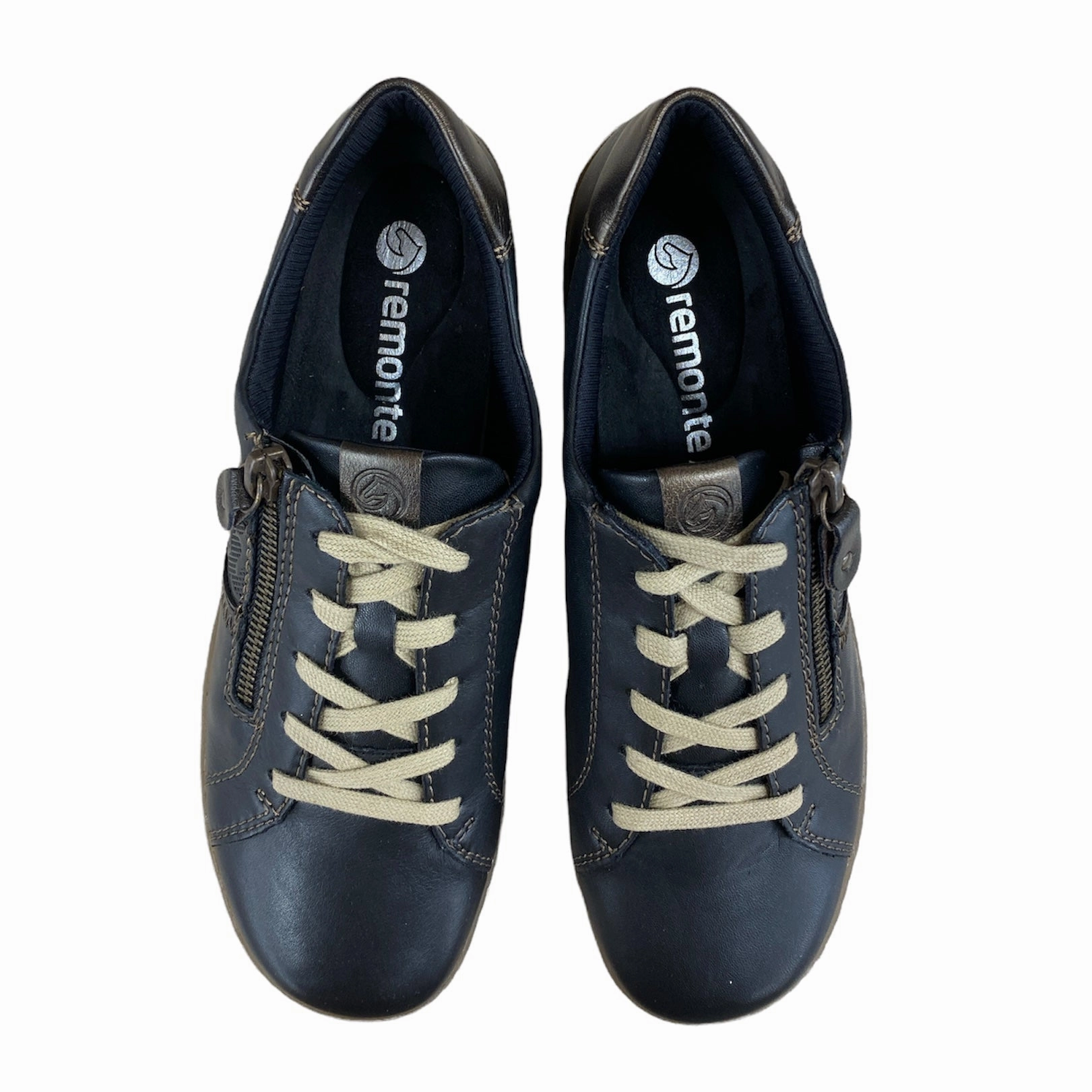 R1426-02 Black Lace Zip RTex foam Travel Light