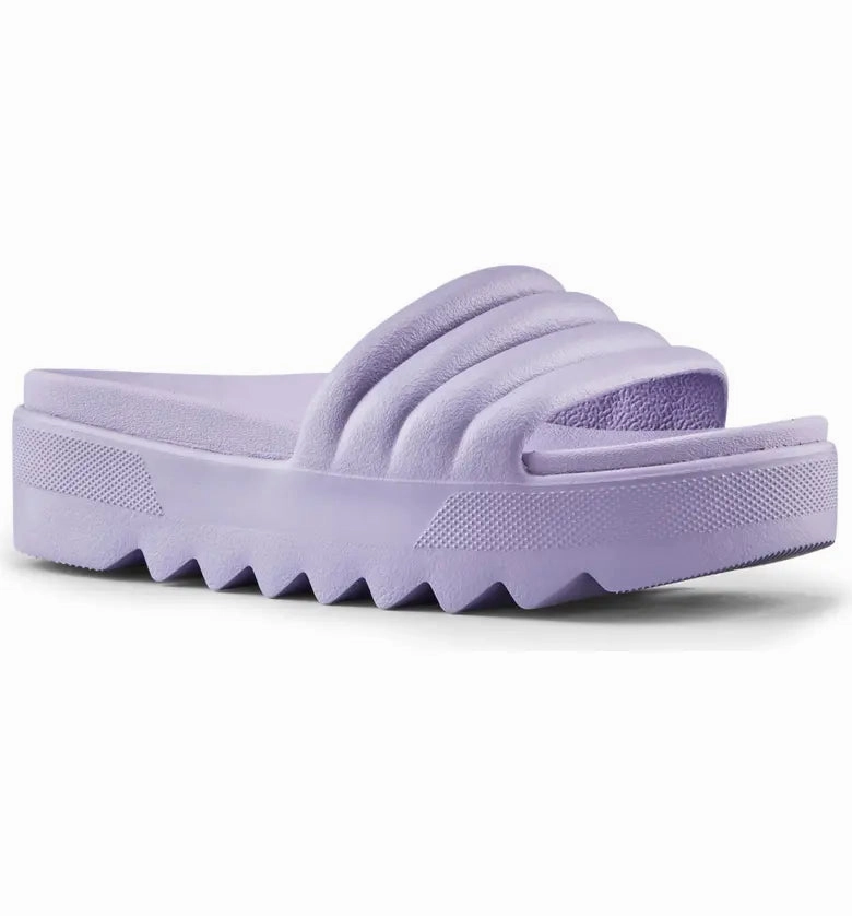 Pool Party Lavender Stud Detail