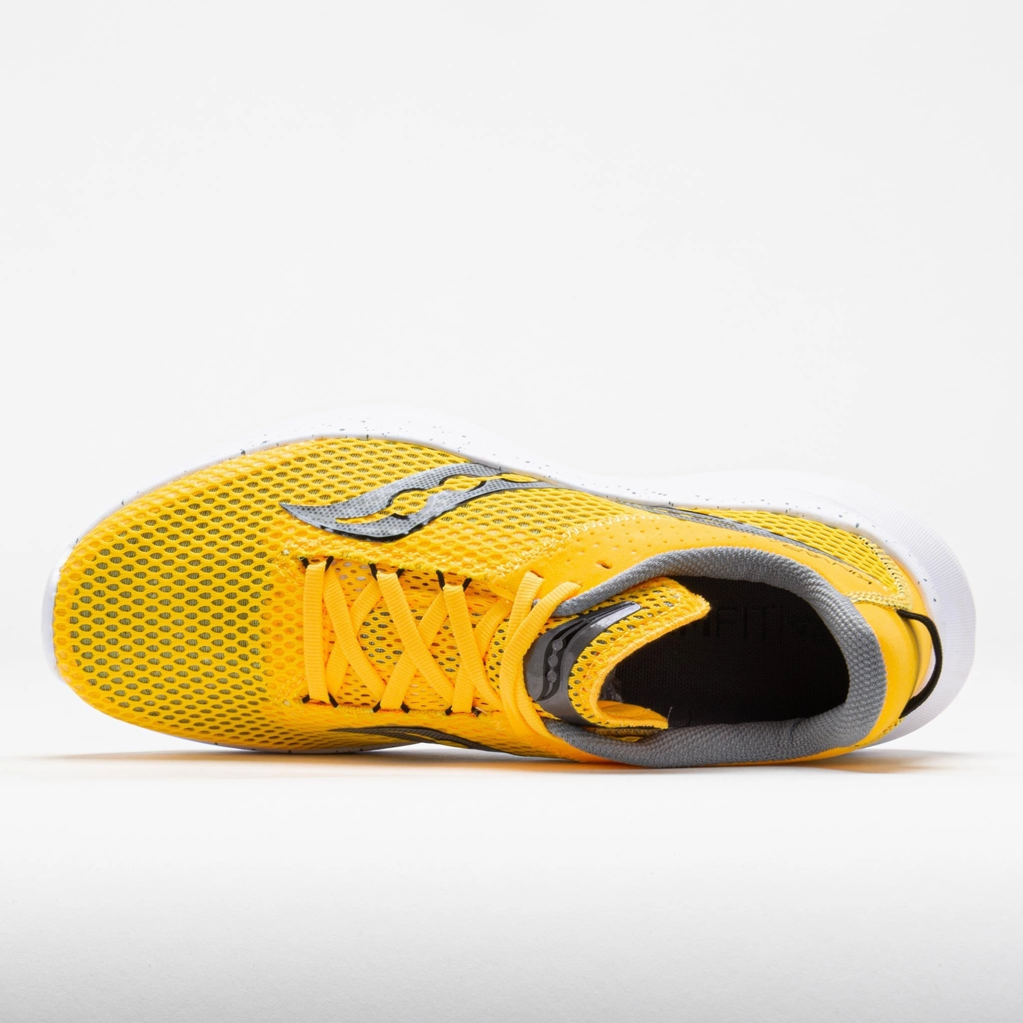 Durable Rubber Outsole Breathable Footbed Saucony Kinvara 14 Men's  ViZiGold/Black