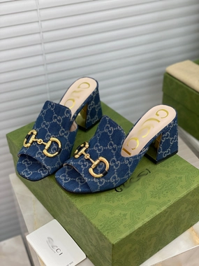 Trendy Footwear Cushioned soles SE505  Size 5-10 Heels:7.5cm Material: Cowhide Lining: Sheep skin Sole: Italian leather