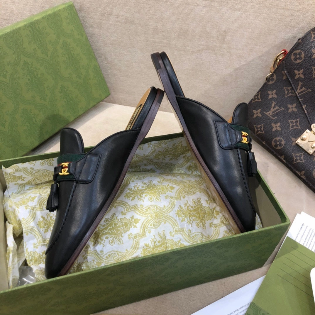 Comfortable Booties SE674 Size 4-11   Heels:1.5cm Material: Cowhide  Lining: Sheep skin Sole: Italian leather