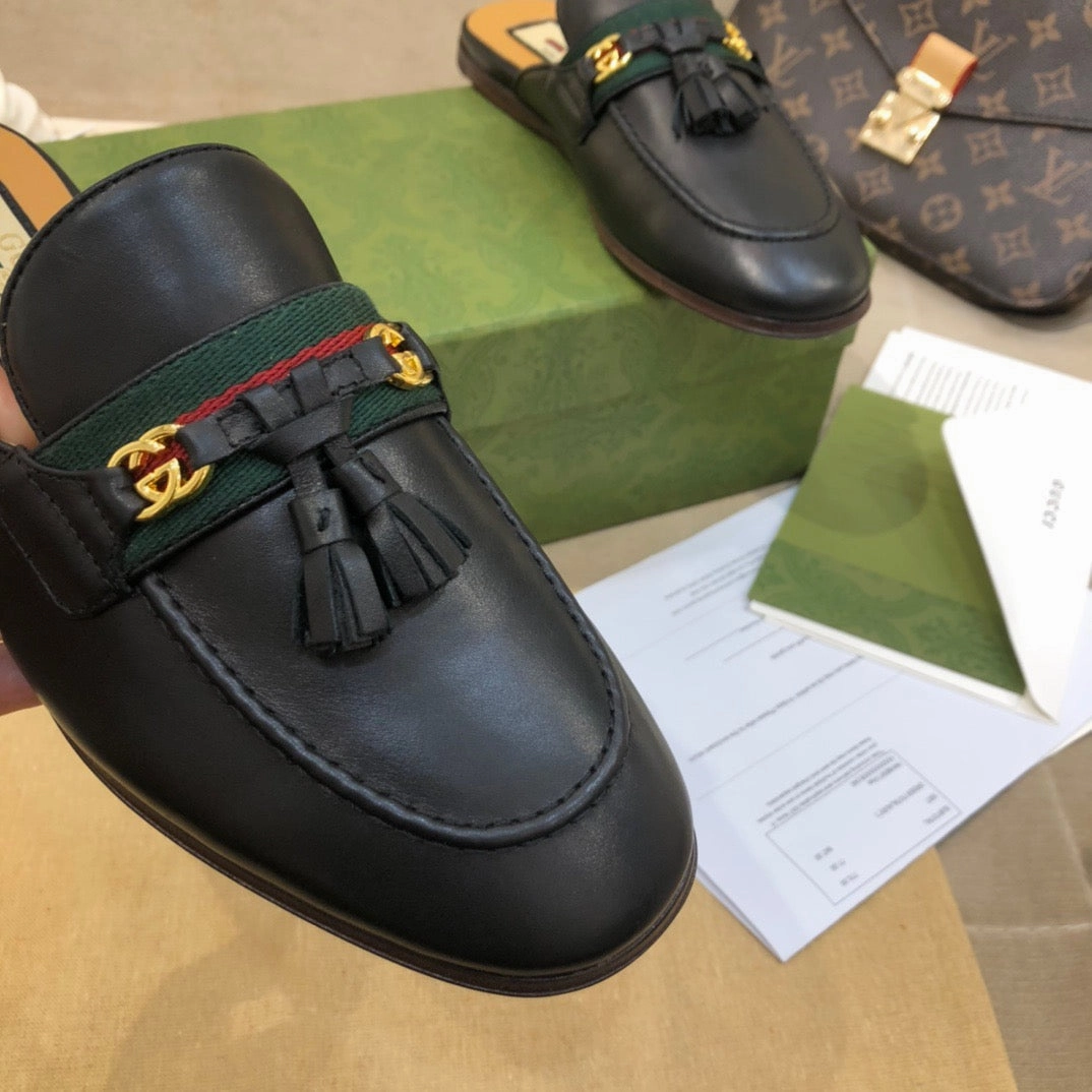 Fashionable Style Fashion Icon SE674 Size 4-11   Heels:1.5cm Material: Cowhide  Lining: Sheep skin Sole: Italian leather