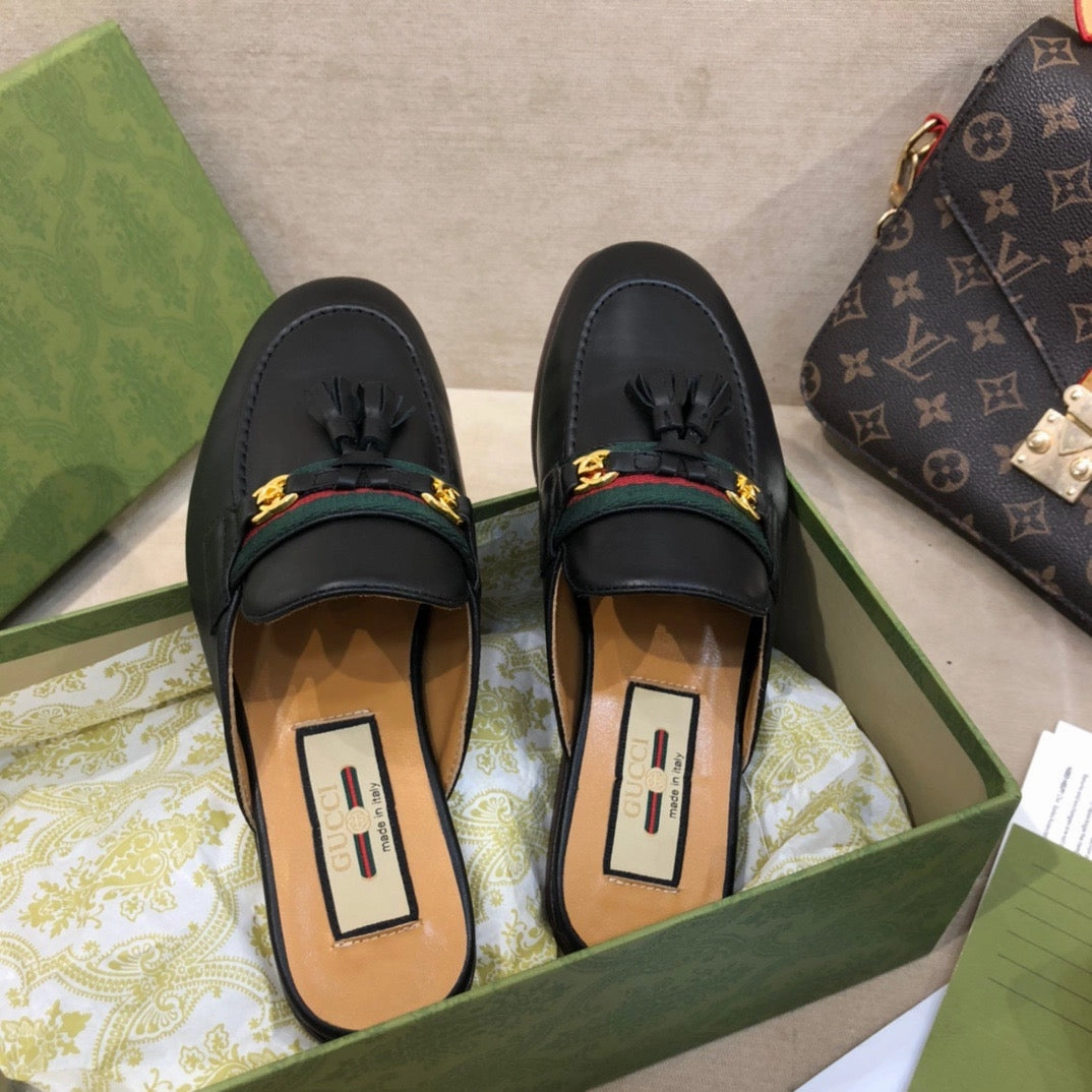 SE674 Size 4-11   Heels:1.5cm Material: Cowhide  Lining: Sheep skin Sole: Italian leather Refined Style