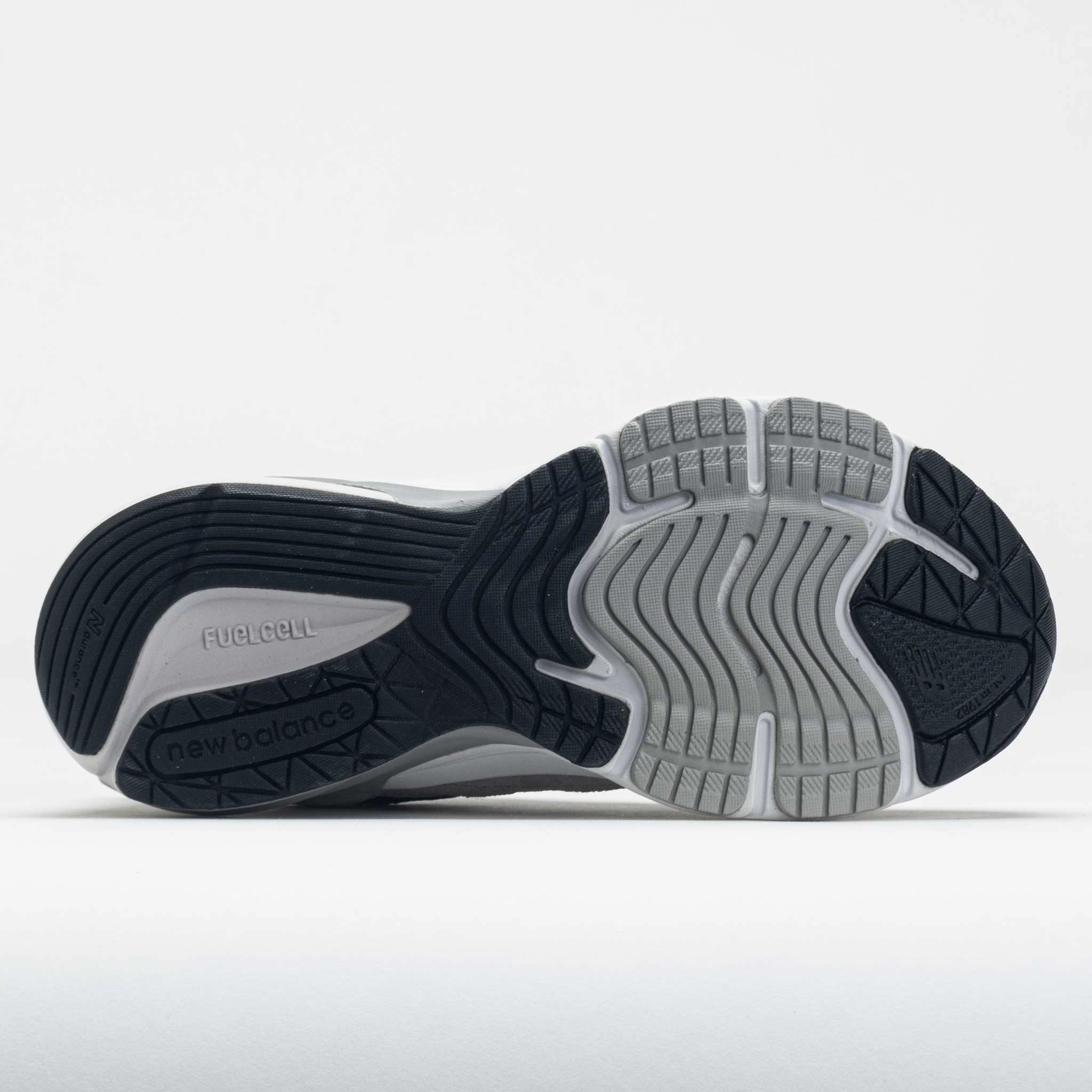 running in a zip line area shoes Velcro Closure New Balance 990v6 Junior  Grey/Silver