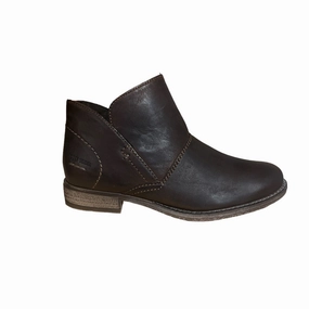 Sienna 81 Camel Low Heel couple wear