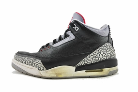 running in a bog area shoes Air Jordan 3 "Black Cement" 2001