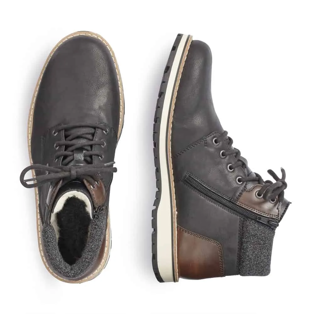 38434-00 Black Multi Hiker RTex Urban Adventure ski trip