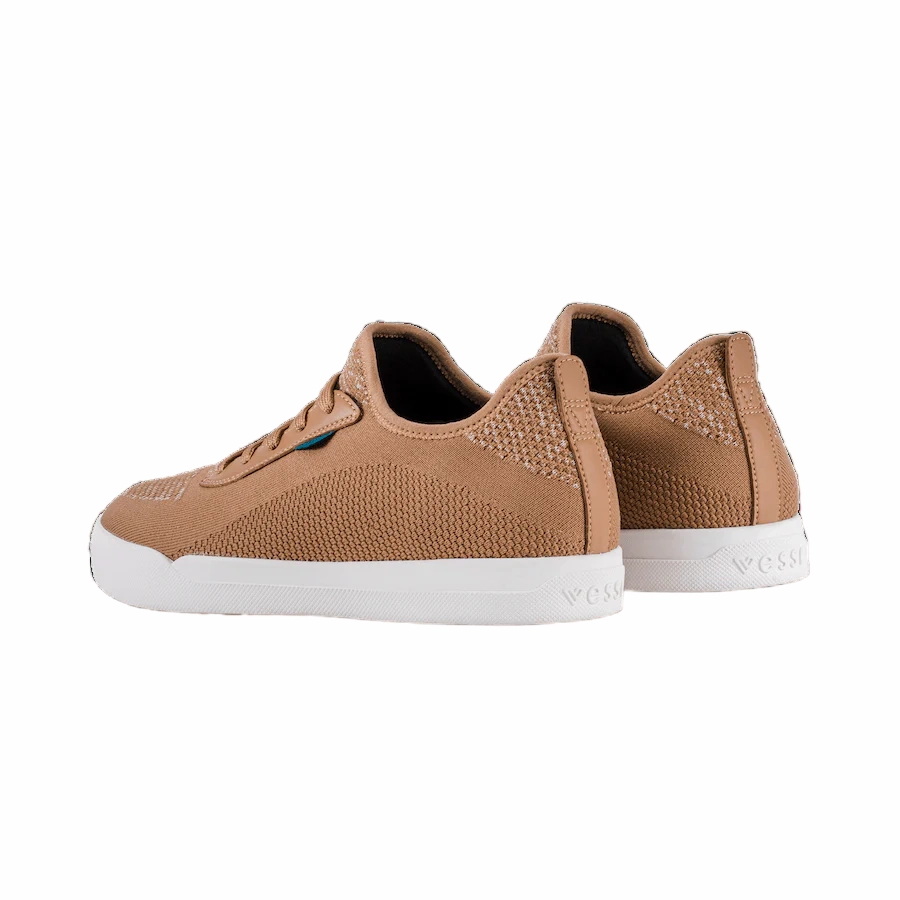 Field Trip Subtle Detail Women's Weekend Sneaker Oak Brown
