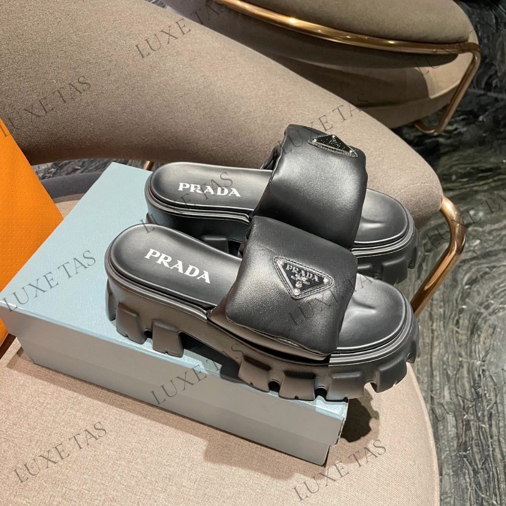 Open Toe Soft Padded Nappa Leather Sandals Designer Slides & Sandals for Women