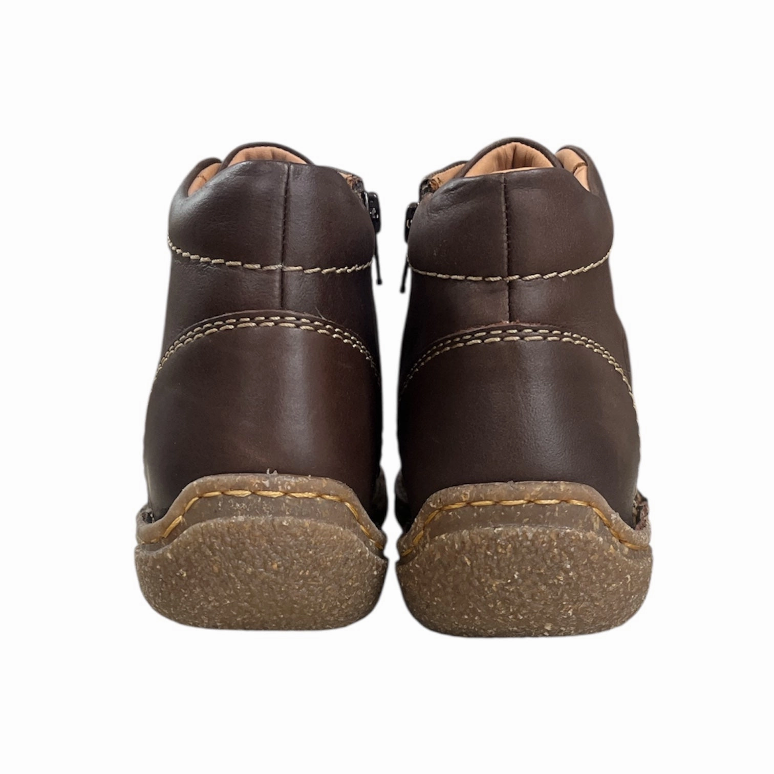 Neele 01 Moro Stud Look Utility Style