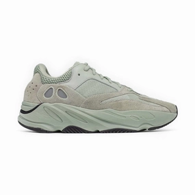 Yeezy Boost 700, Salt Campus Look