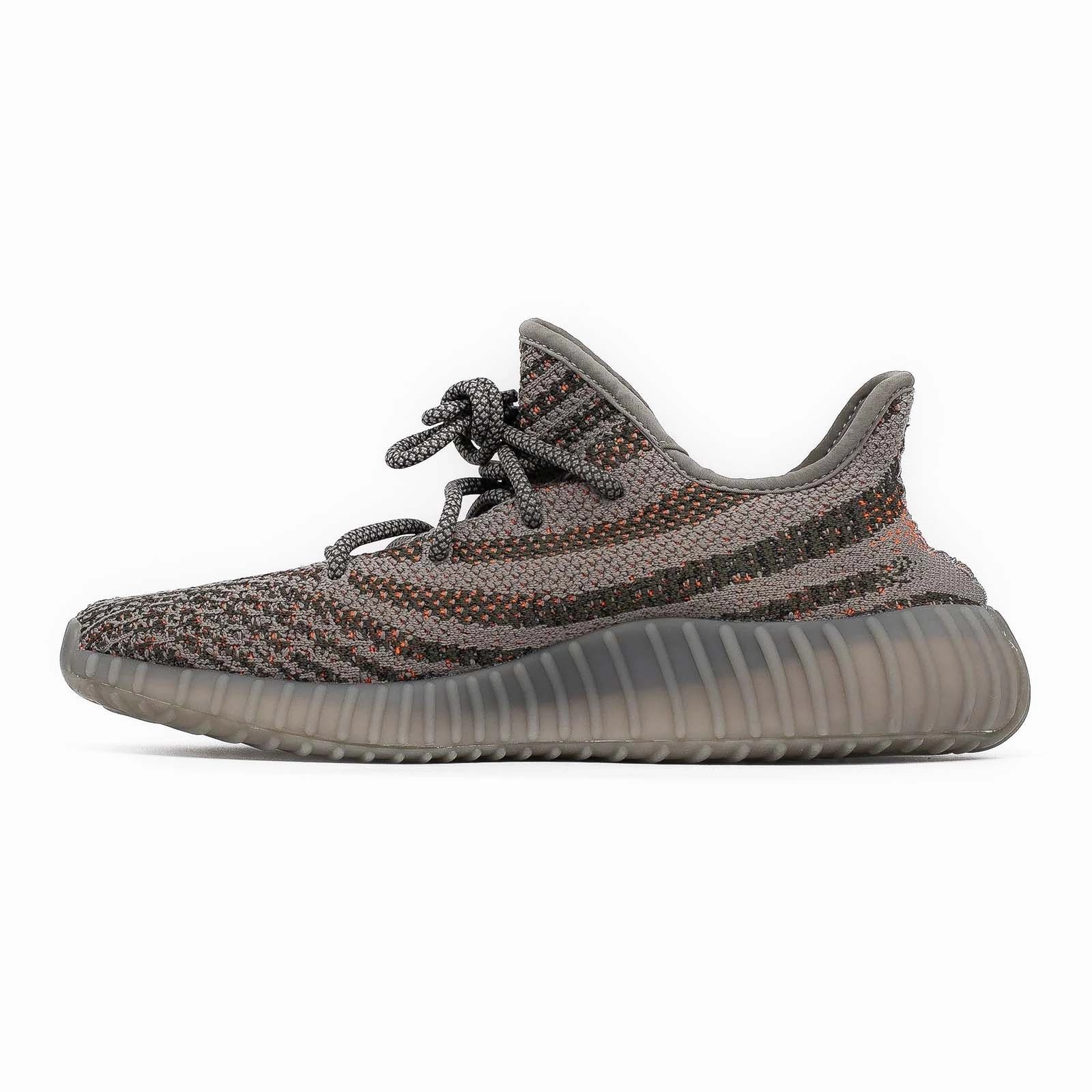 Yeezy Boost 350 V2, Beluga Urban Moodwear
