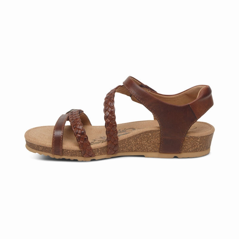 Street Day Playful Step Women's Jillian Braided Quarter Strap Walnut