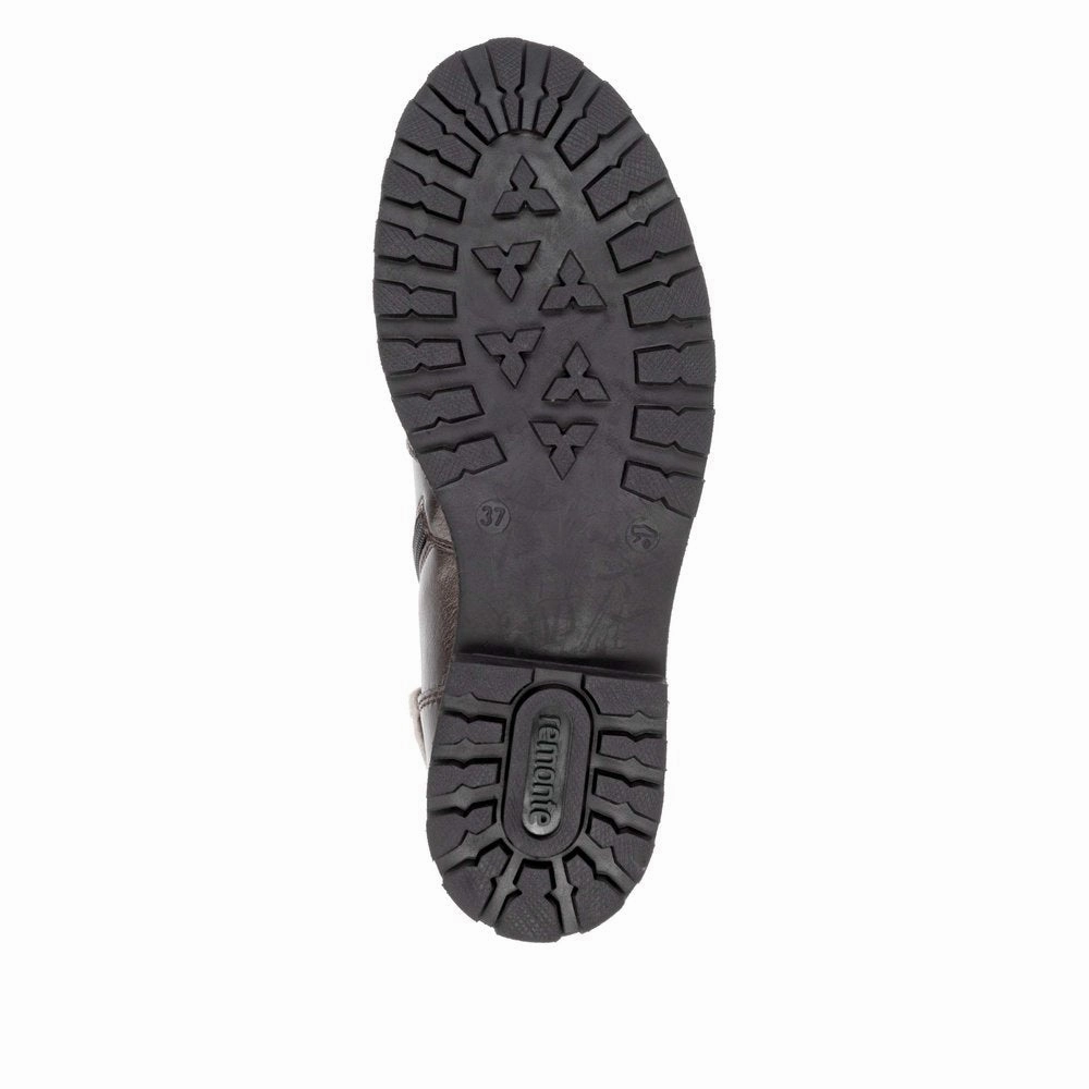 Quilt Soft Urban Outfit D8483-25 Antique Brown Fur Cuff Lace/Zip RTex