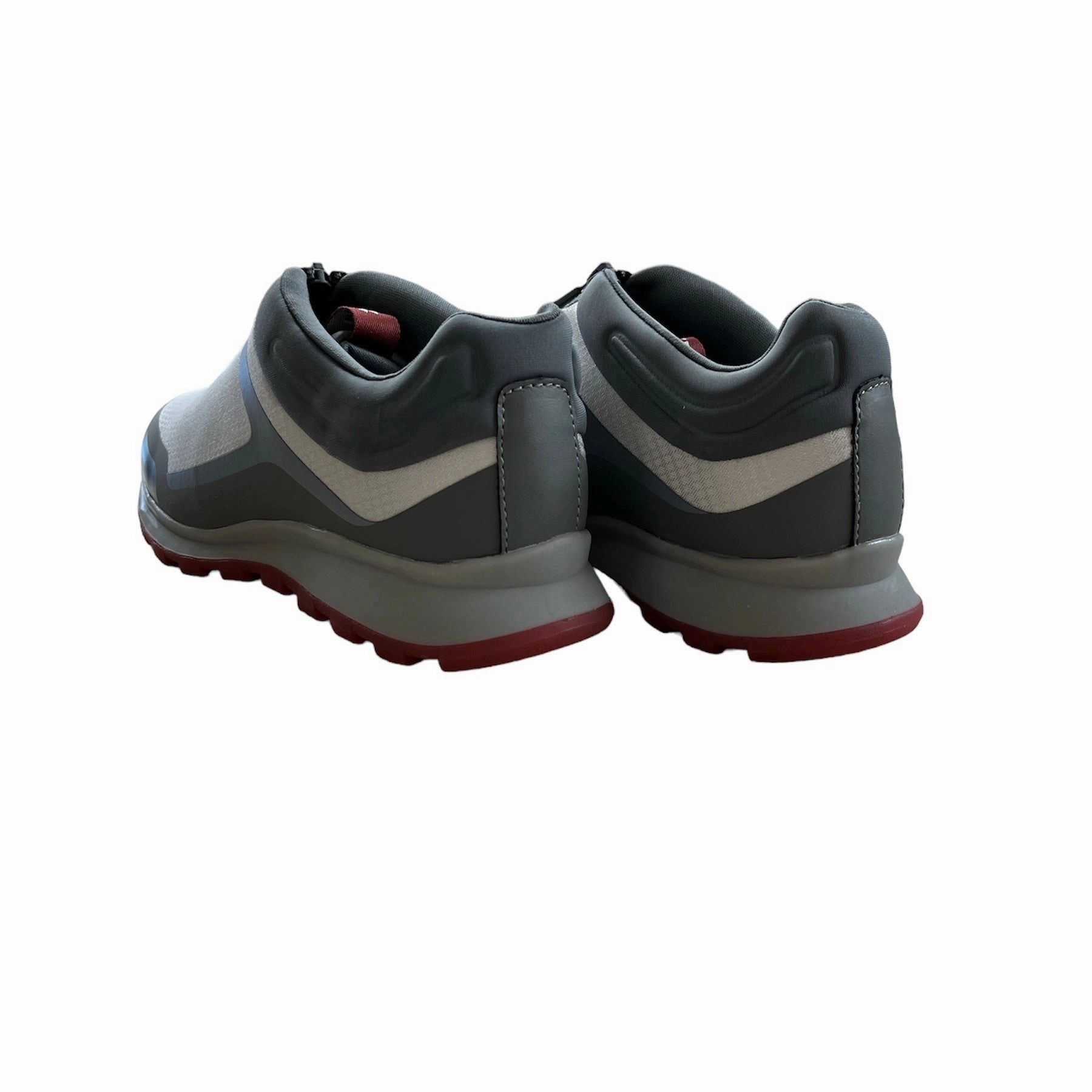 Route Trek Relax Mode Razzle Nylon Waterproof Sneaker Zinc