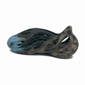 LaceUp Pointed Toe Design Yeezy Foam Runner, MX Cinder