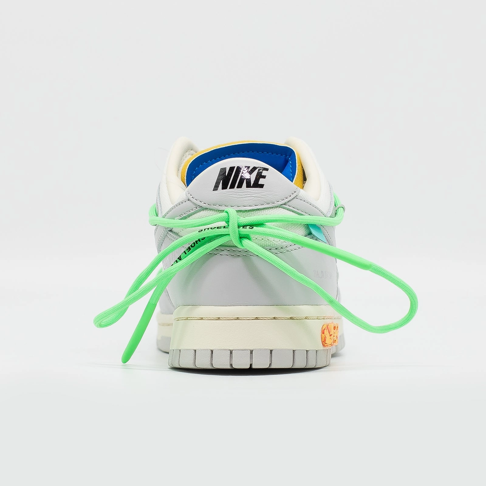 Nike Dunk Low Off-White, Lot 26 of 50 Hyper Compression Foam Smart Comfort