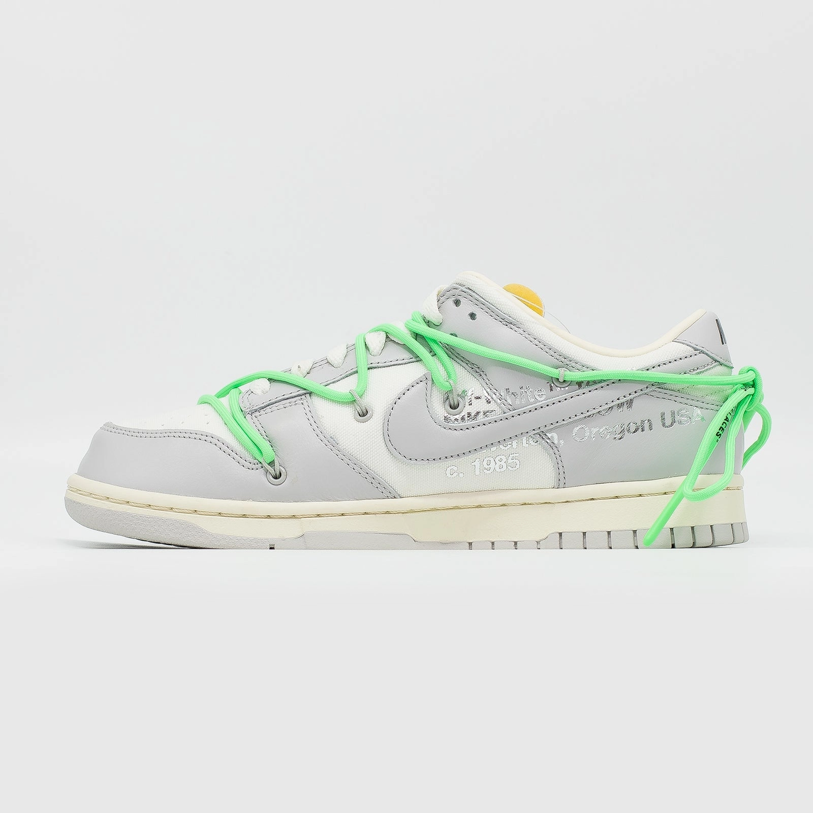 Nike Dunk Low Off-White, Lot 26 of 50 ToeProtection Casual Outfit