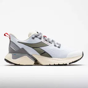 running with a dog shoes Diadora Mythos Blushield Vigore 2 Men's  Whisper White/Black