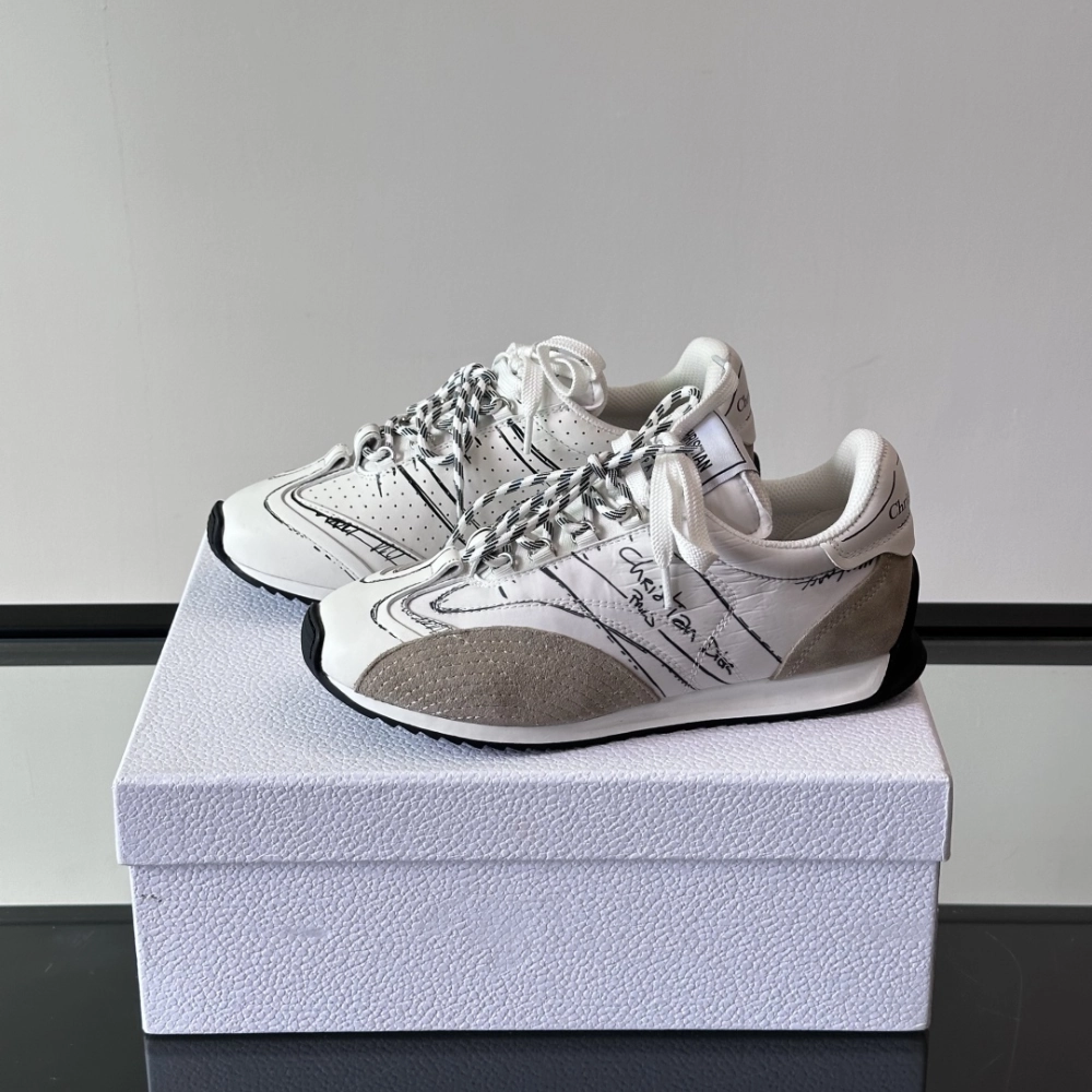 Loafers style CasualWear White Nylon and Calfskin D-Sketch Sneaker Designer Sneakers for Men and Women