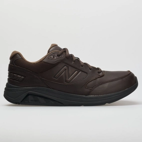 New Balance 928v3 Men's  Brown running in winter
