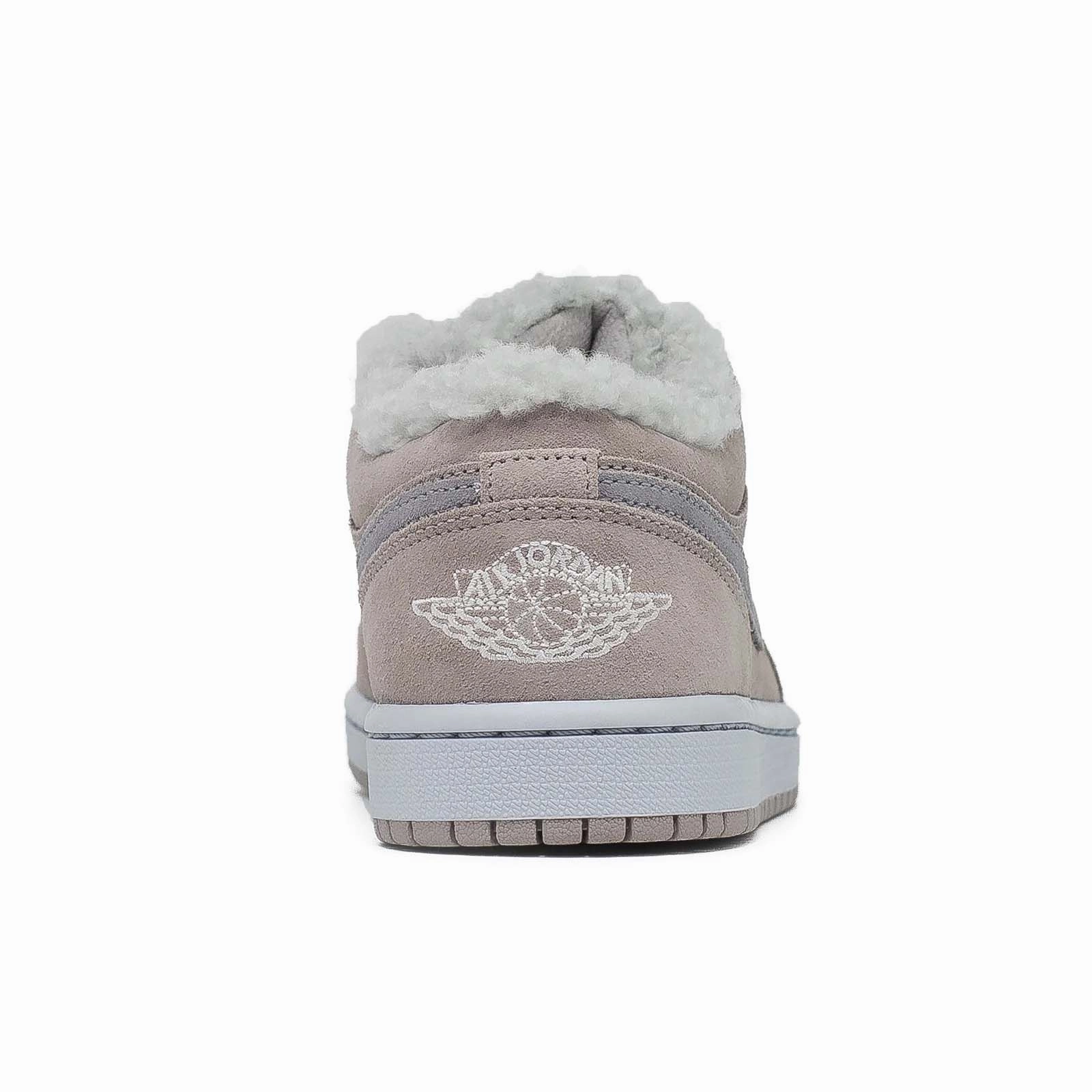 Women's Air Jordan 1 Low, SE Sherpa Fleece dry - weather cycling shoes