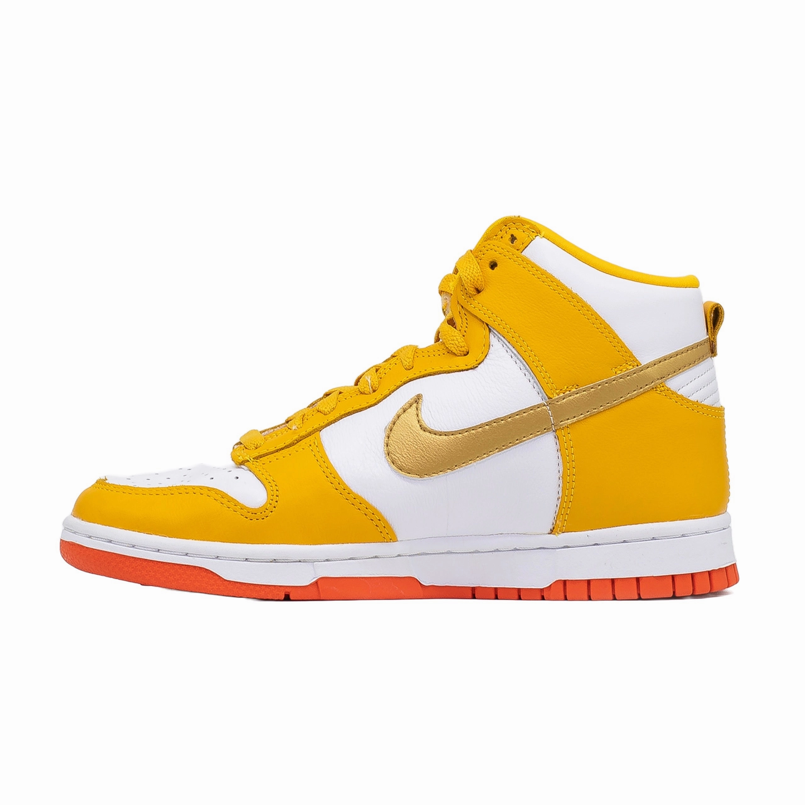 Women's Nike Dunk High, University Gold Orange Lightweight Cushioned Sole Ankle Hugging Collar