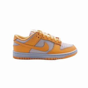 Active Fit Foot Glide Women's Nike Dunk Low, Peach Cream