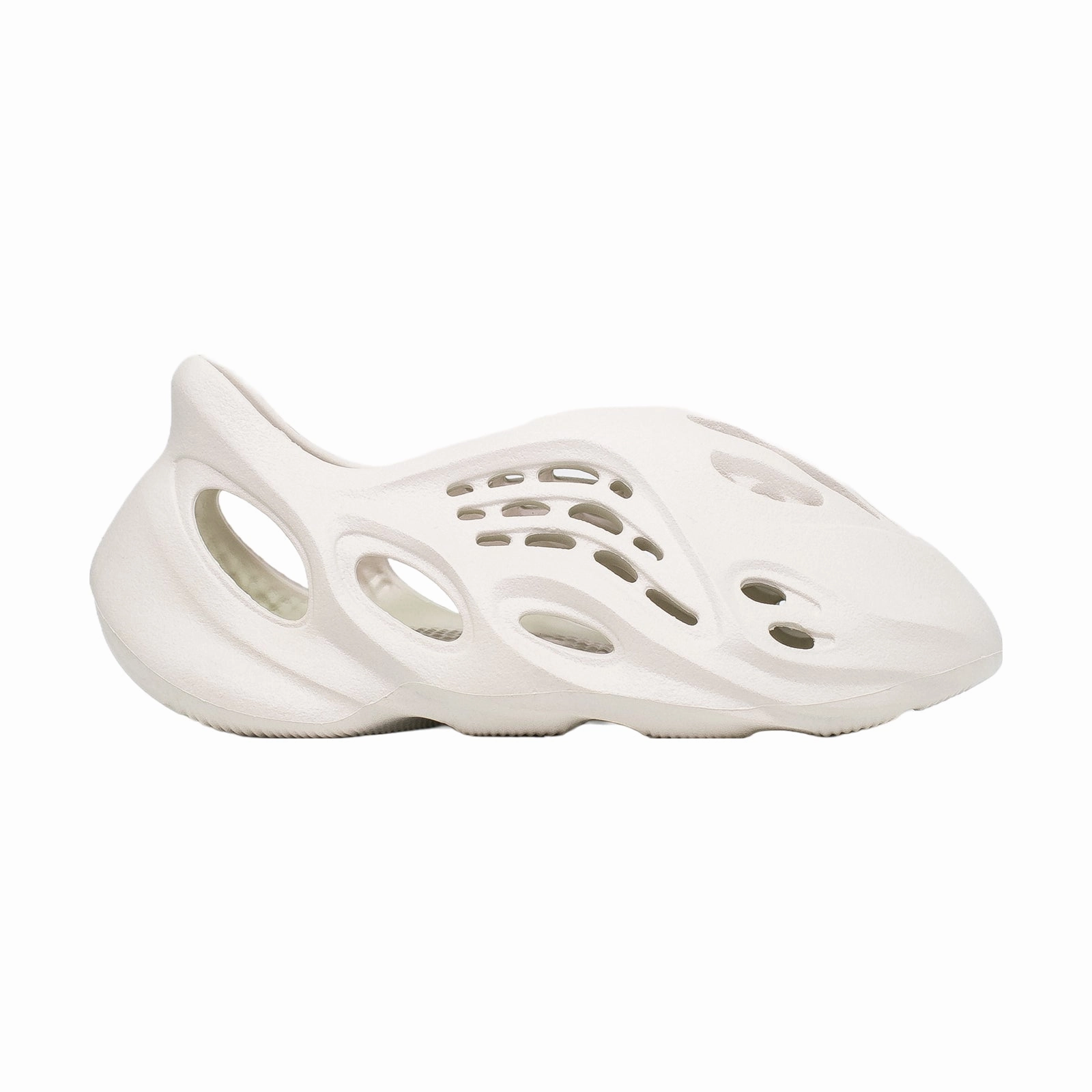 Urban Friendly Yeezy Foam Runner, Ararat